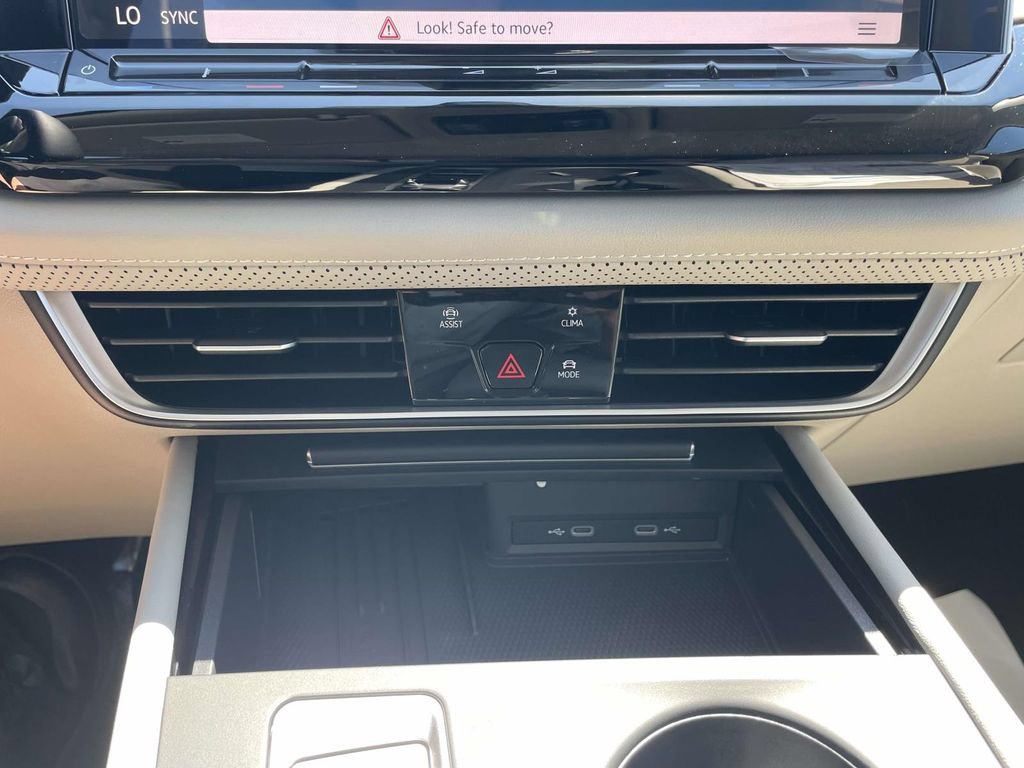 New 2026 Volkswagen Atlas SE FWD image 26