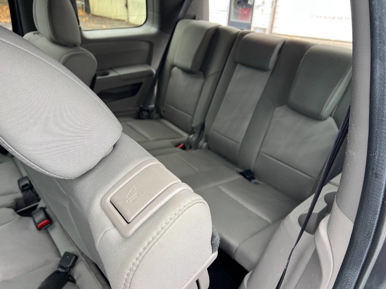 Used 2012 Honda Pilot LX image 25
