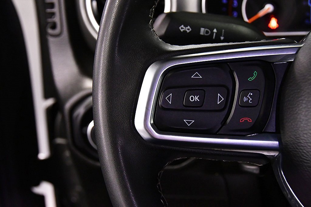 Used 2023 Jeep Wrangler Sahara image 17