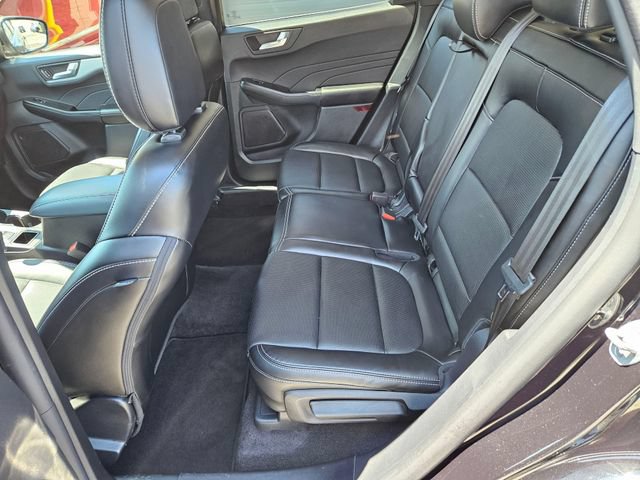 Used 2025 Ford Escape Platinum AWD/4WD image 17