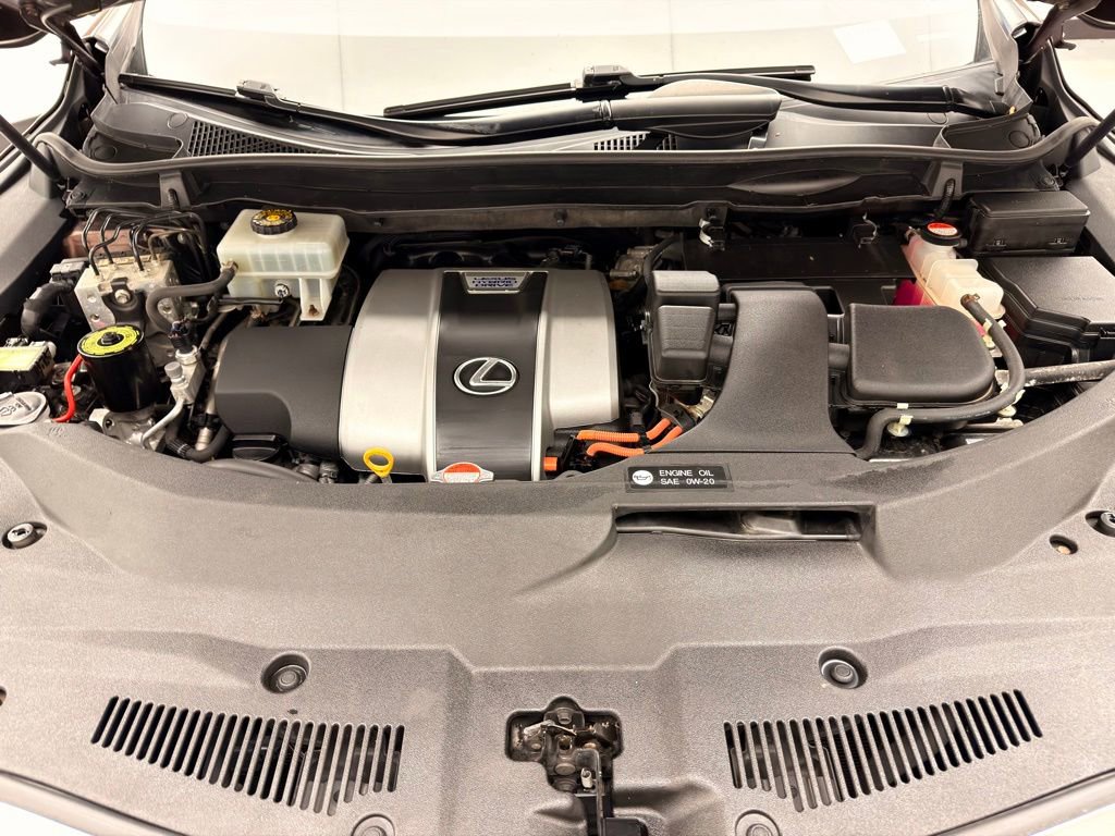 Used 2017 Lexus RX 450h AWD image 32