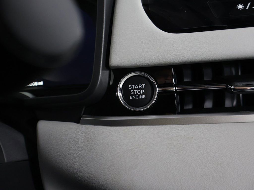 New 2025 Mitsubishi Outlander SEL image 43