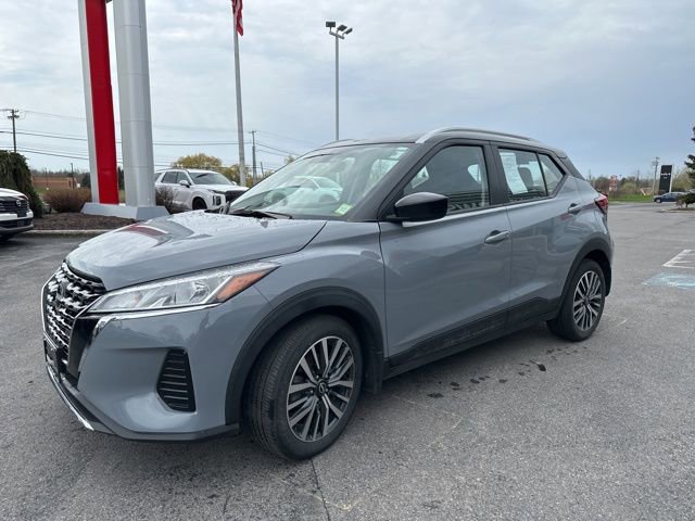 Certified 2023 Nissan Kicks SV image 3