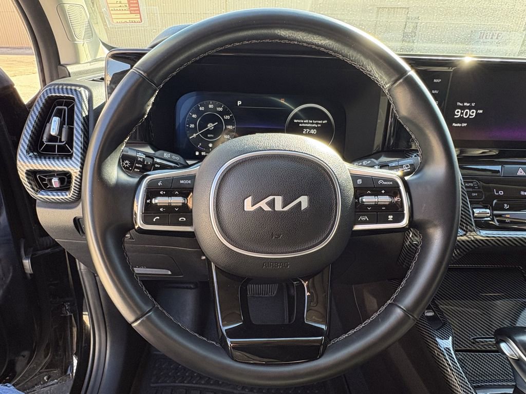 Used 2023 Kia Sorento SX image 15