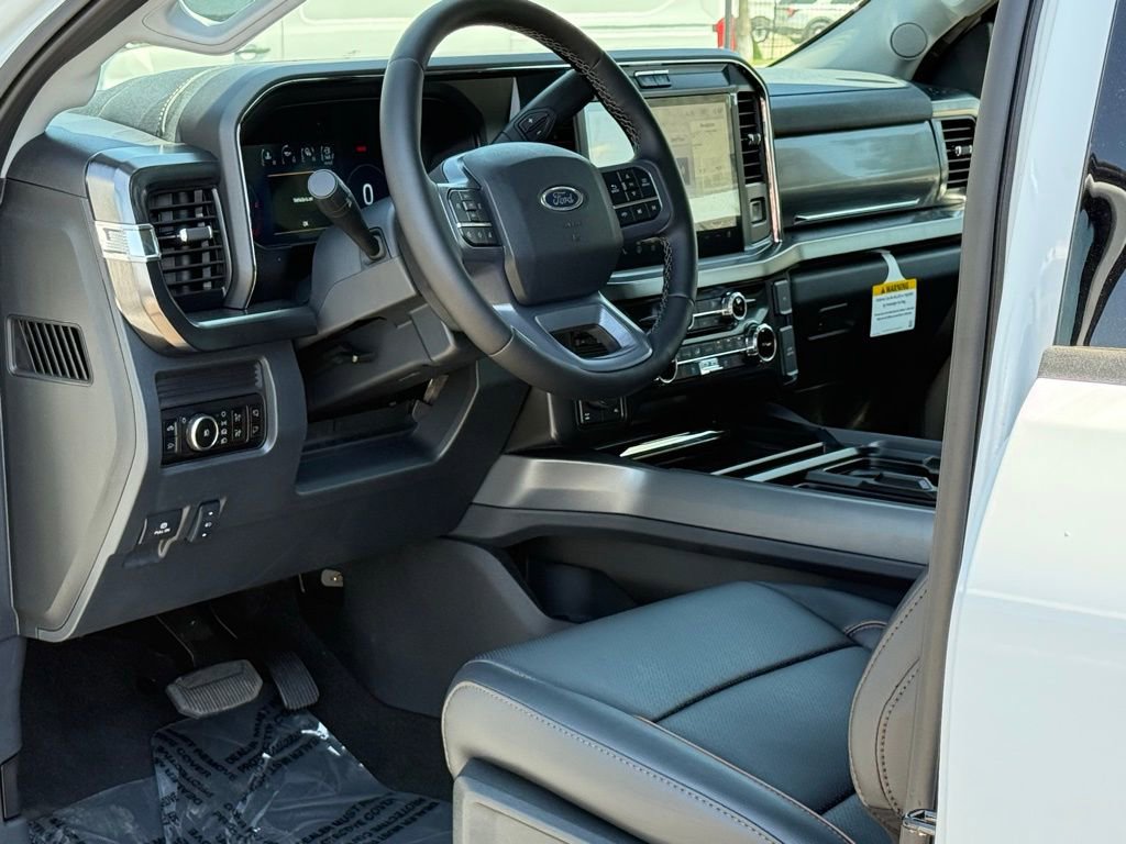New 2026 Ford F250 4x4 Crew Cab Super Duty image 8