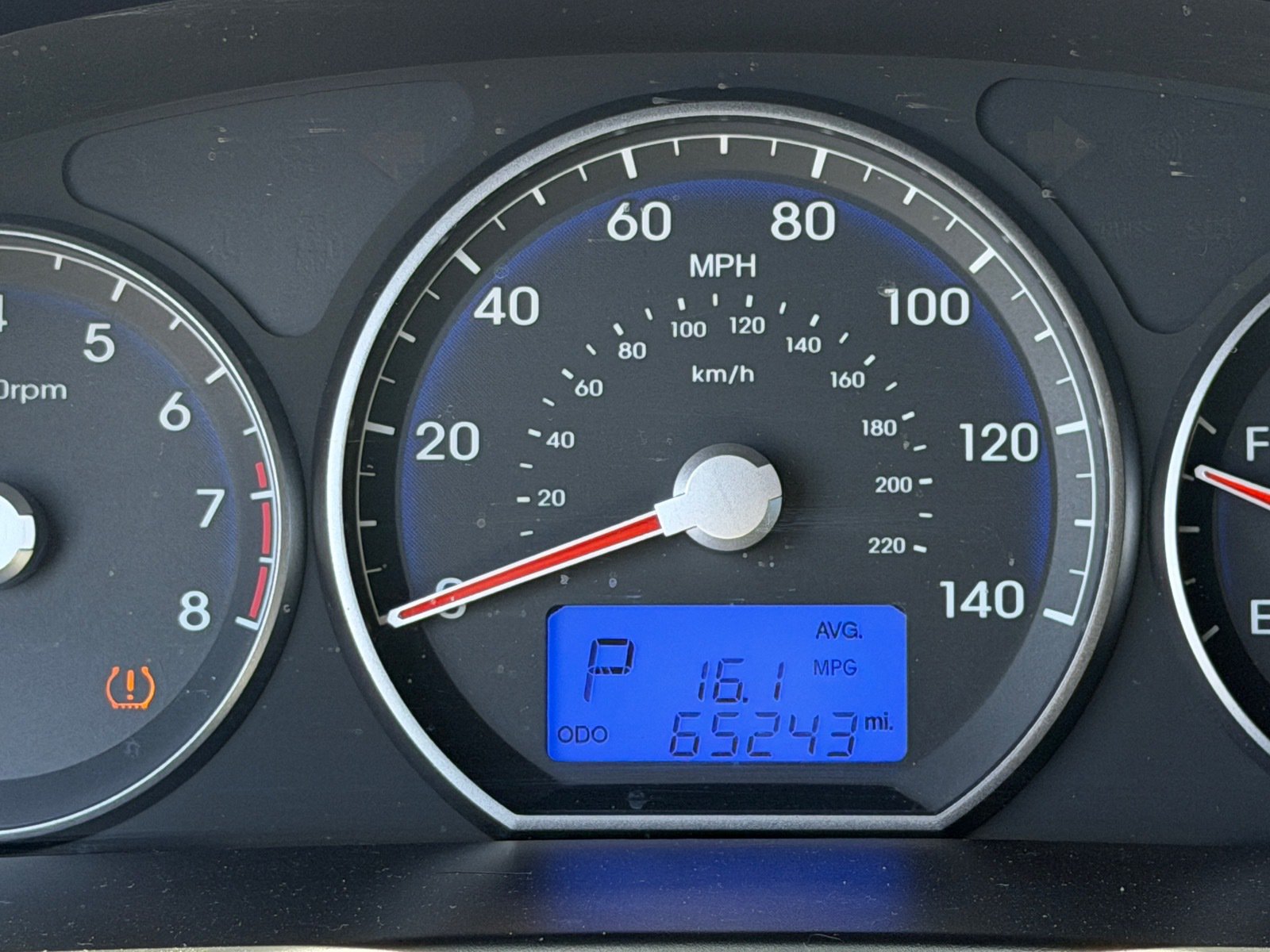 Used 2011 Hyundai Santa Fe SE FWD image 23