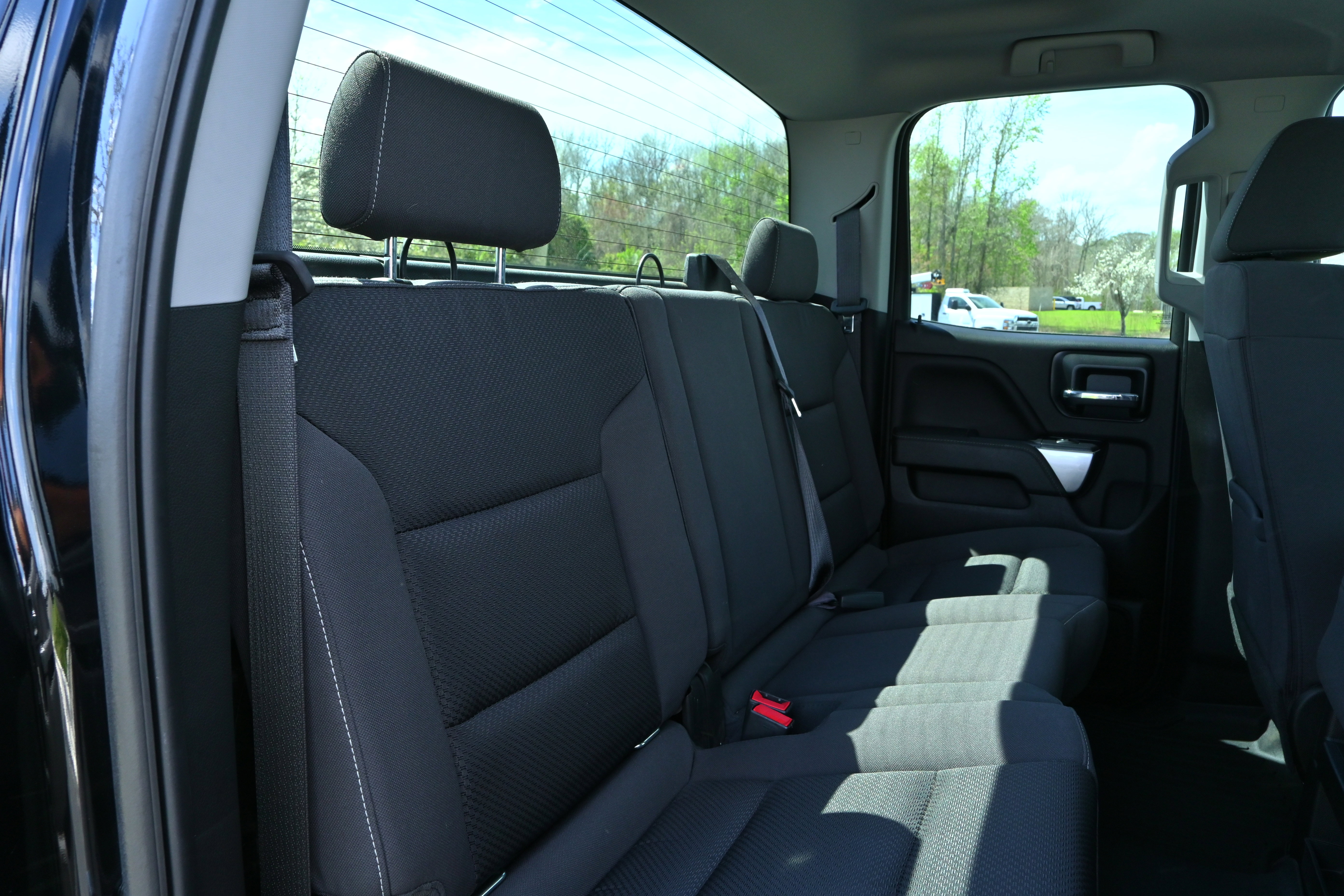 Used 2018 Chevrolet Silverado 1500 LT w/ All Star Edition image 10