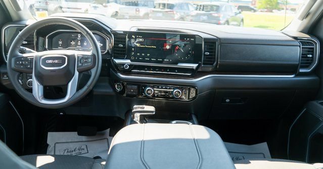 Used 2025 GMC Sierra 1500 Elevation AWD/4WD image 13