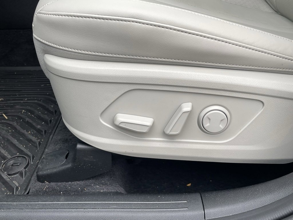 New 2025 Kia Sorento S image 23