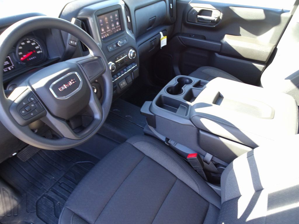 Used 2025 GMC Sierra 1500 Pro w/ Graphite Edition image 7