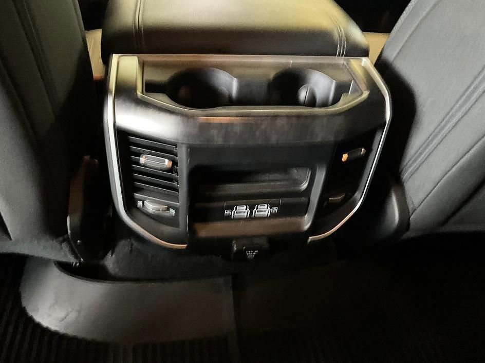 Used 2022 RAM 1500 Big Horn AWD/4WD image 30