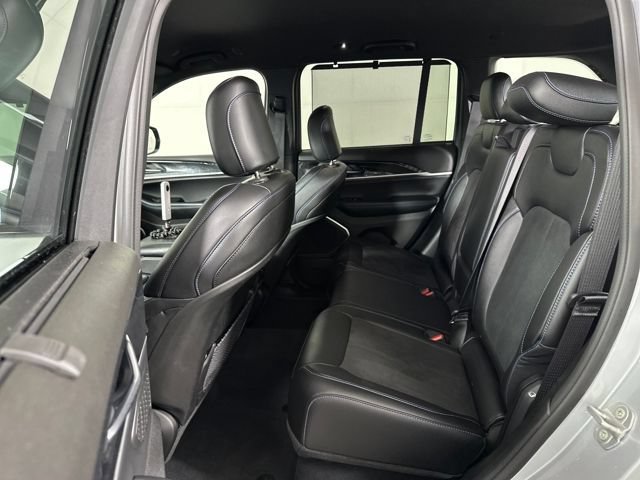 Used 2023 Jeep Grand Cherokee Trailhawk w/ Luxury Tech Group III AWD/4WD image 25