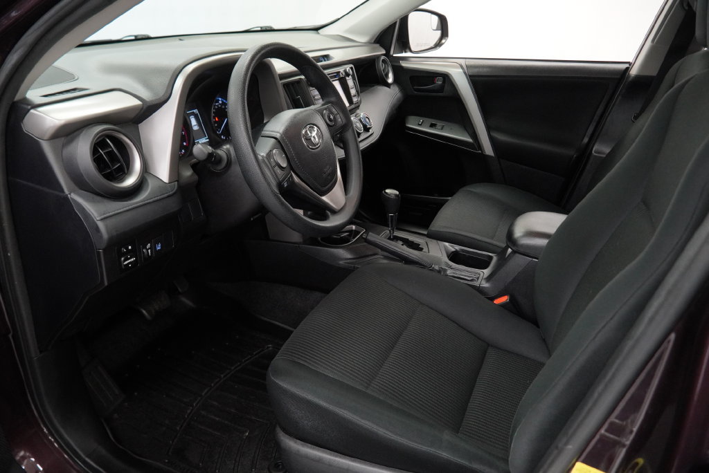 Used 2017 Toyota RAV4 LE w/ All Weather Liner Package FWD image 18
