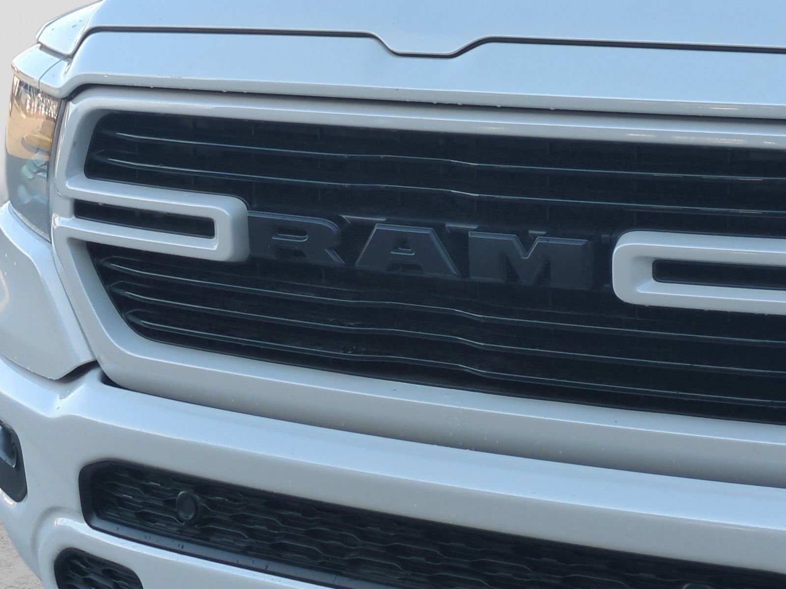 Used 2020 RAM 1500 Sport w/ Level 2 Equipment Goup w/2_L AWD/4WD image 14