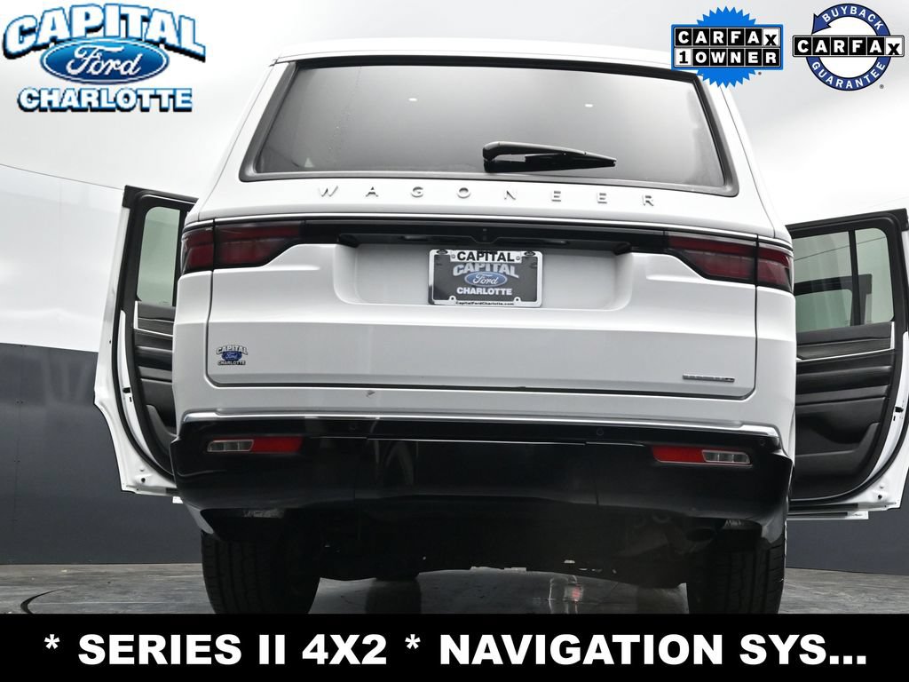 Used 2024 Jeep Wagoneer Series II w/ Flexible Seating Group RWD image 40