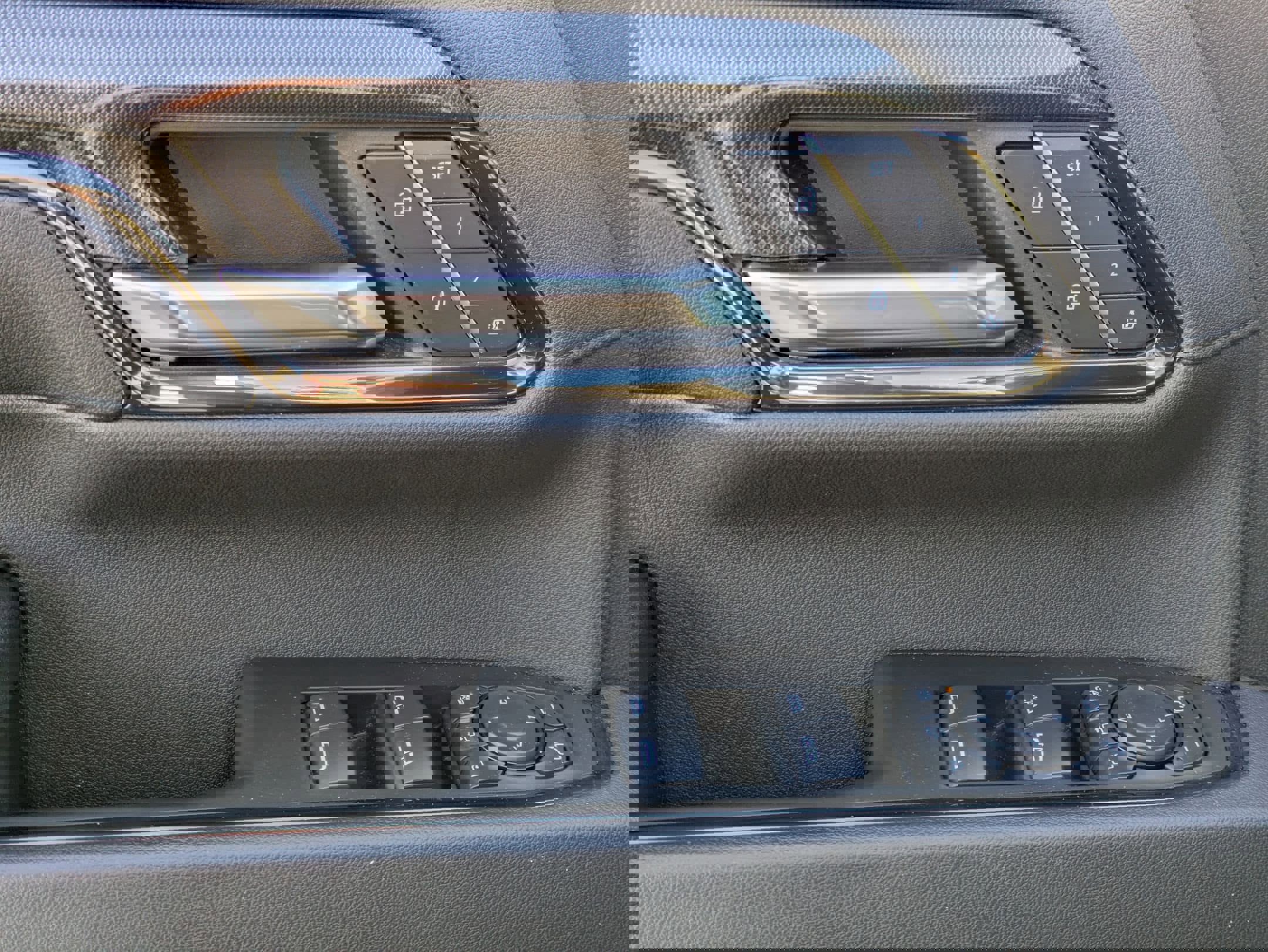 Used 2024 GMC Sierra 2500 AT4 w/ AT4 Premium Plus Package image 12