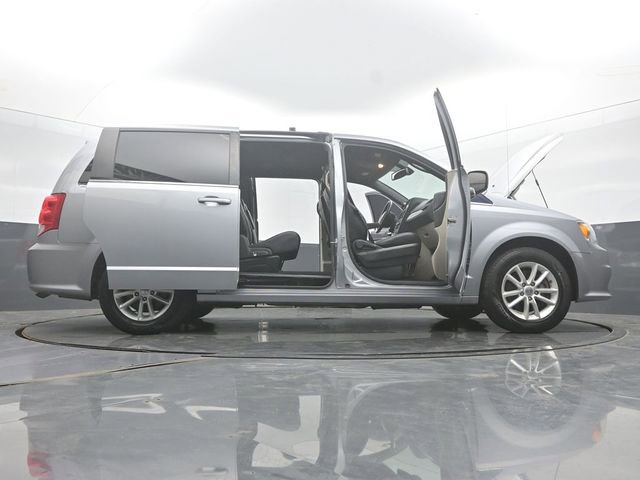 Used 2018 Dodge Grand Caravan SXT FWD image 59