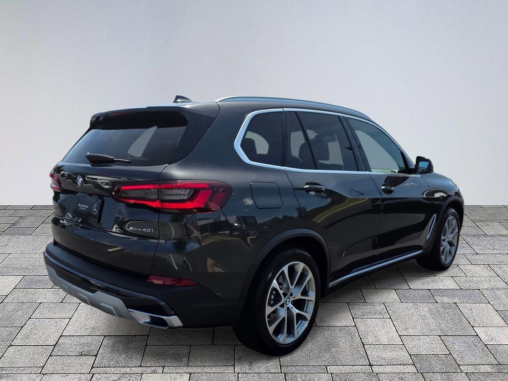 Used 2023 BMW X5 xDrive40i w/ Luxury Seating Package AWD/4WD image 7