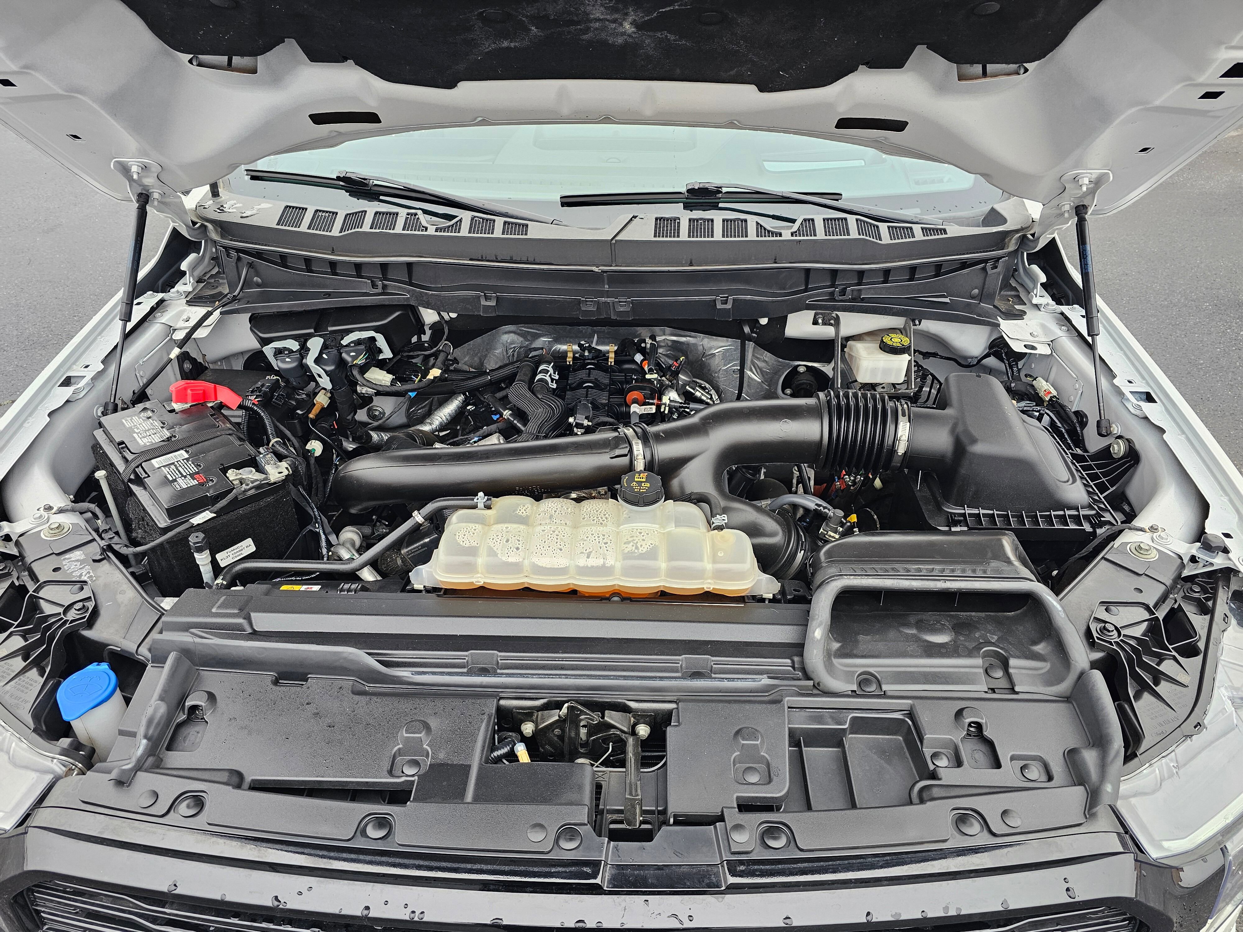 Used 2024 Ford F150 Platinum w/ FX4 Off-Road Package image 41