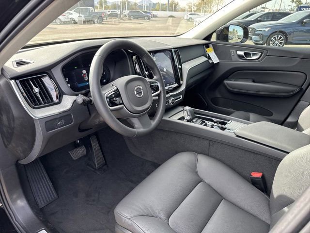 New 2025 Volvo XC60 B5 Plus w/ Climate Package PRO image 11