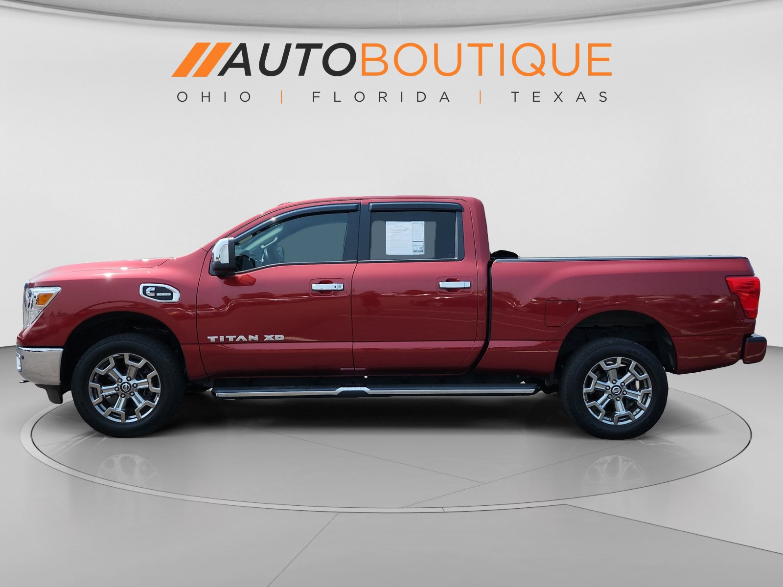 Used 2018 Nissan Titan SL w/ Chrome Package AWD/4WD image 2