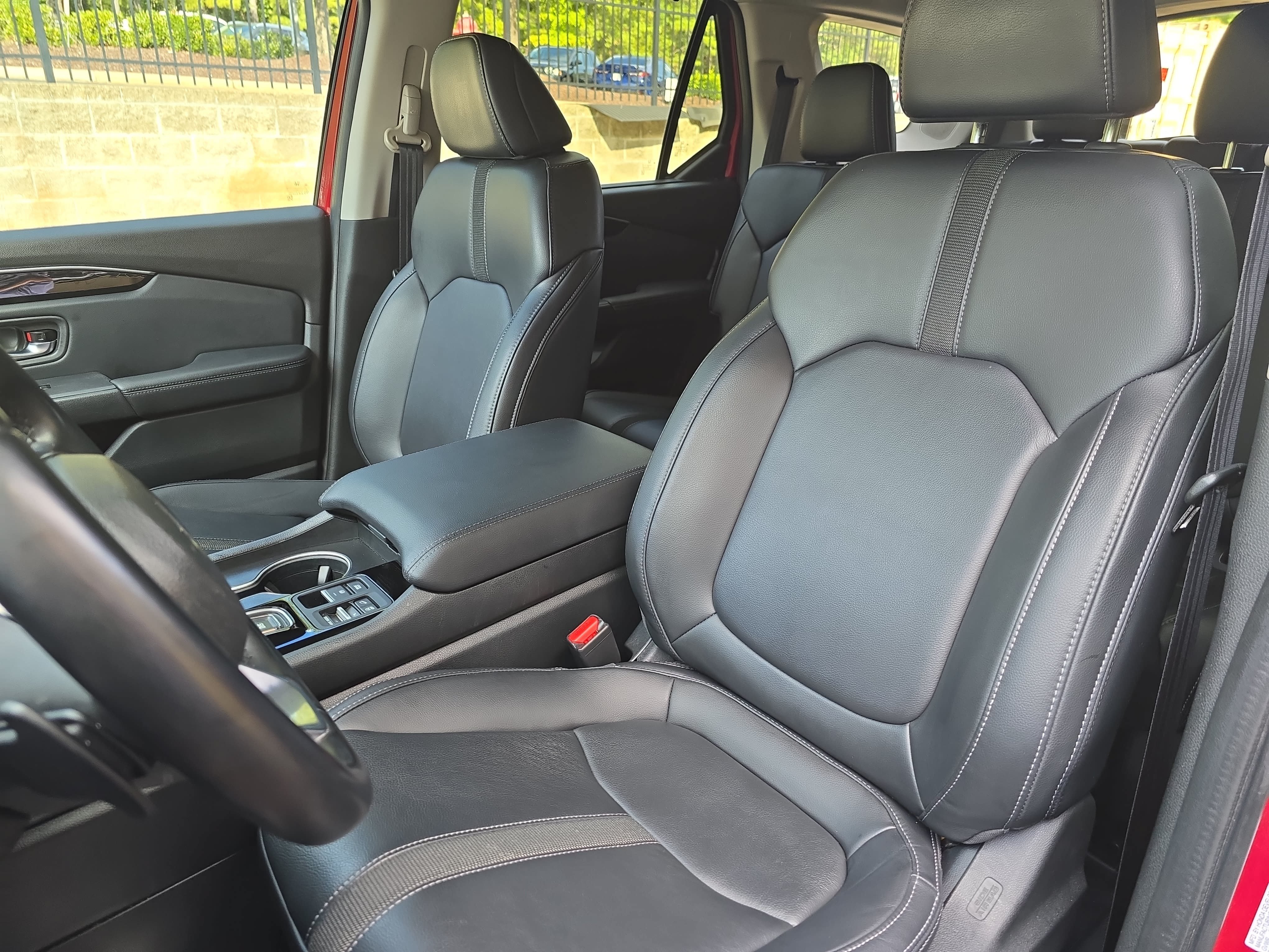 Used 2023 Honda Pilot Touring image 17