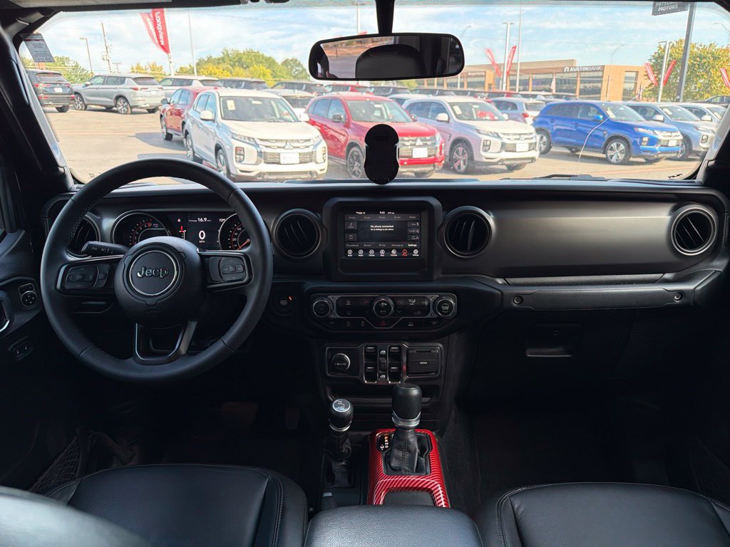 Used 2023 Jeep Gladiator Sport AWD/4WD image 36