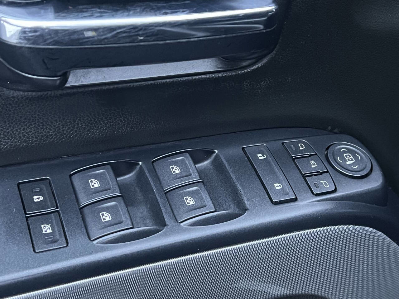 Used 2017 Chevrolet Silverado 3500 LTZ w/ Duramax Plus Package image 19