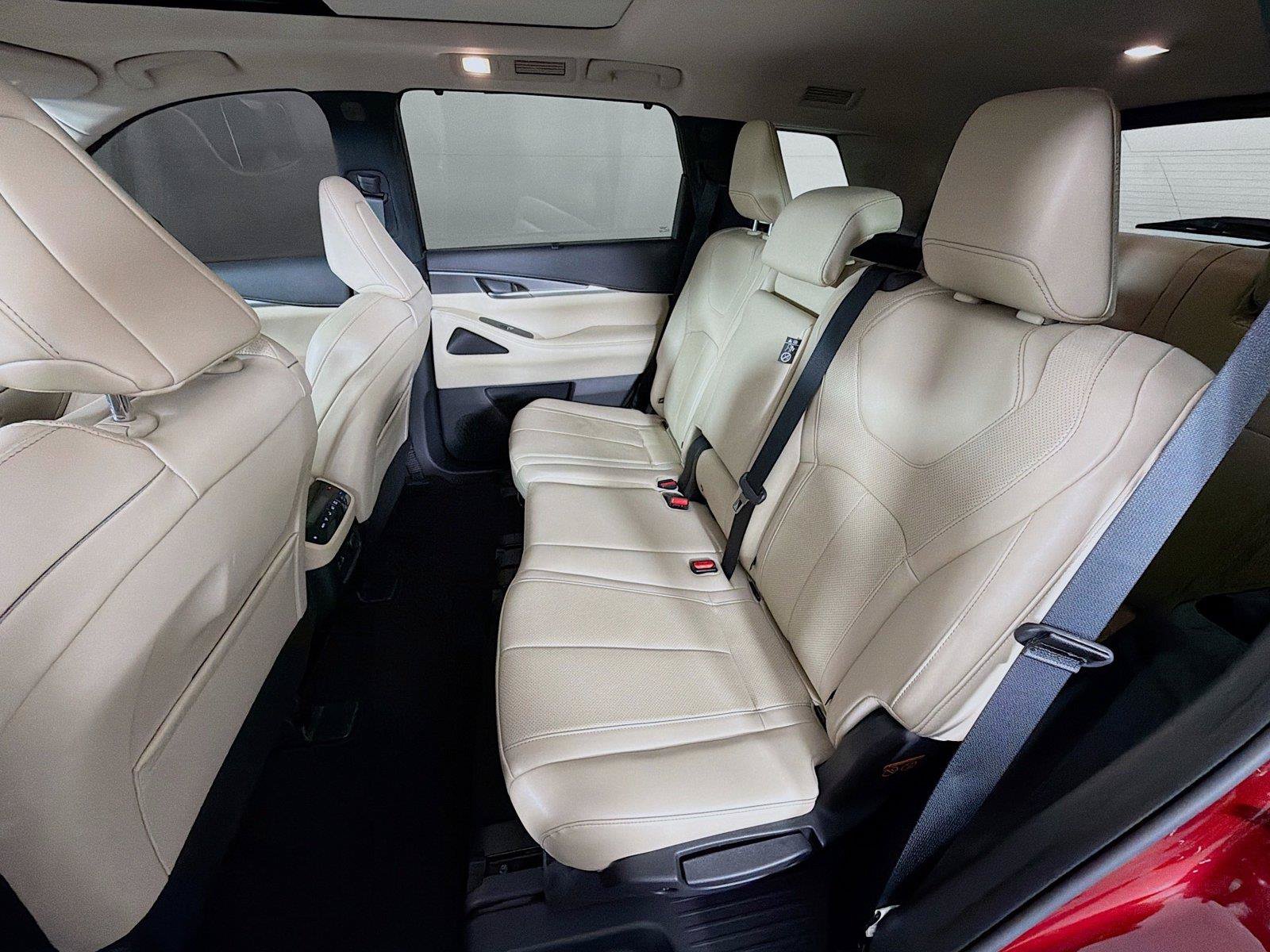Used 2023 INFINITI QX60 Luxe w/ Cargo Package AWD/4WD image 25