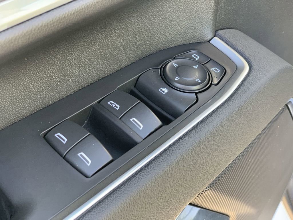 Certified 2025 Chevrolet Silverado 2500 LT w/ Convenience Package image 22