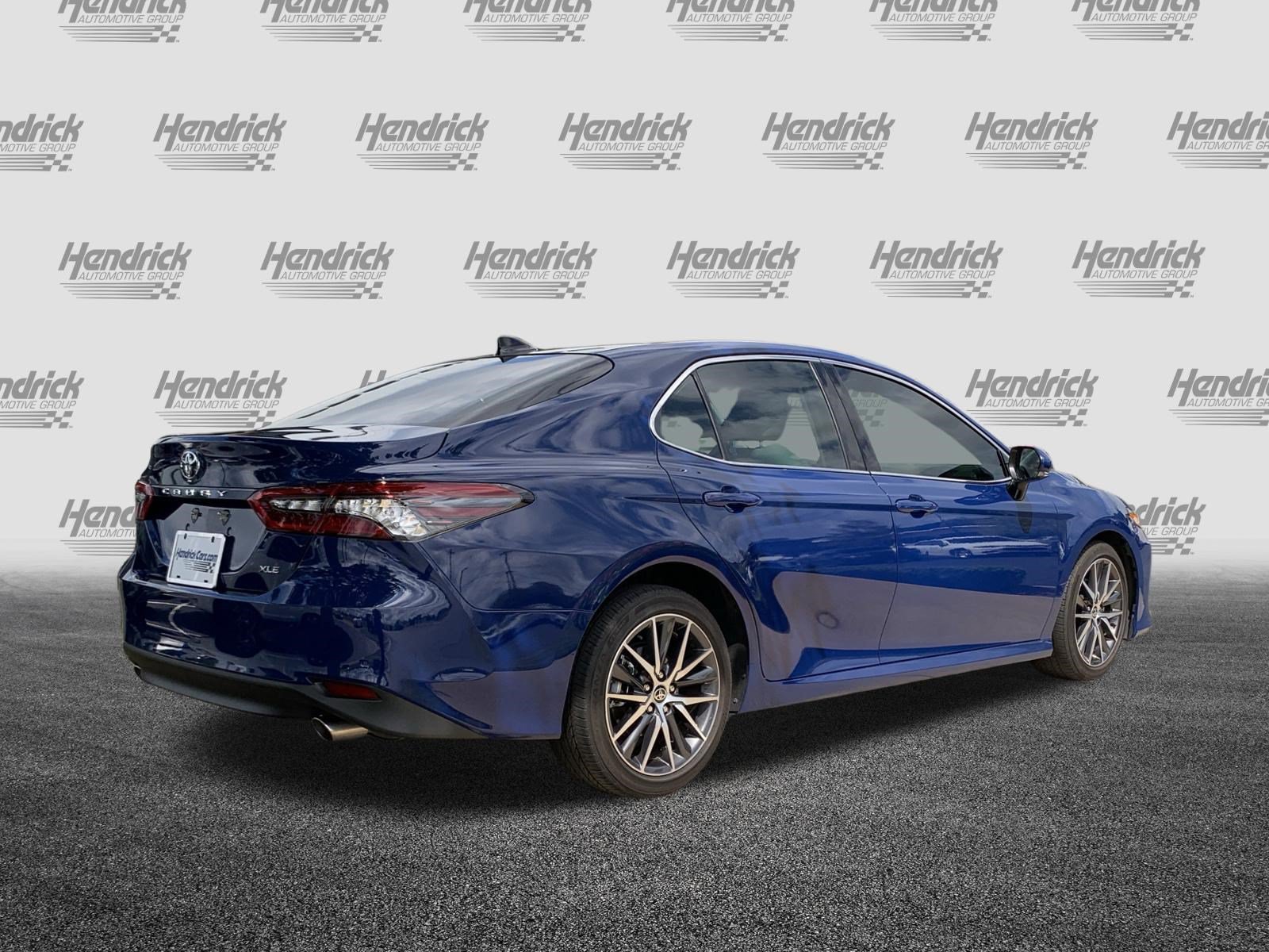 Used 2024 Toyota Camry XLE FWD image 10