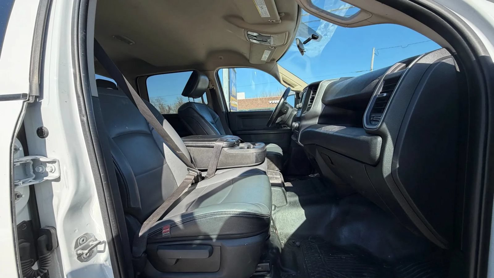 Used 2020 RAM 2500 Tradesman RWD image 12