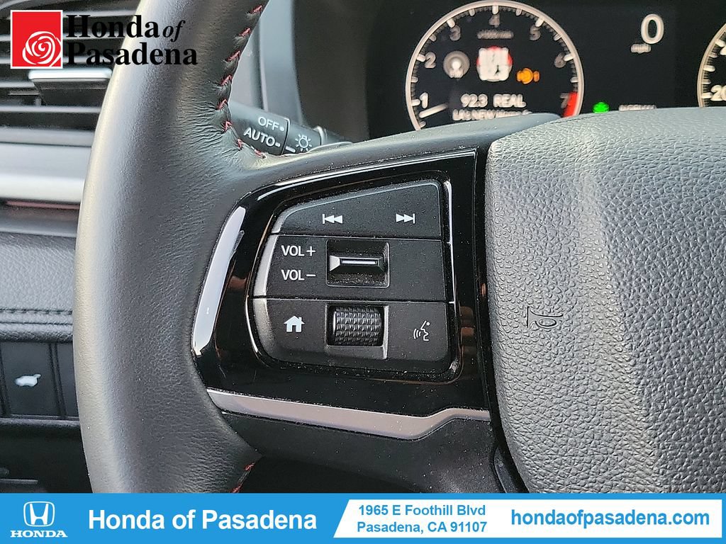 Certified 2025 Honda Odyssey Sport-L image 11