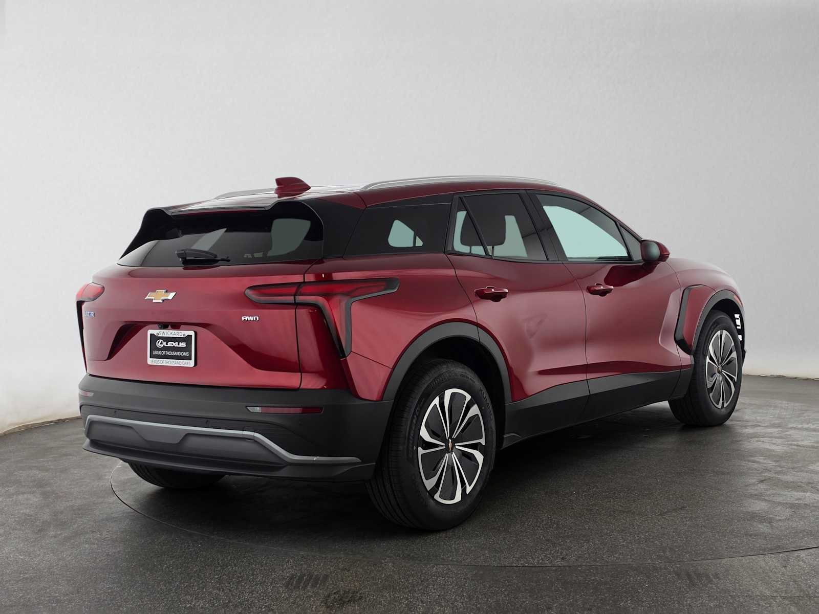 Used 2024 Chevrolet Blazer EV LT AWD/4WD image 3