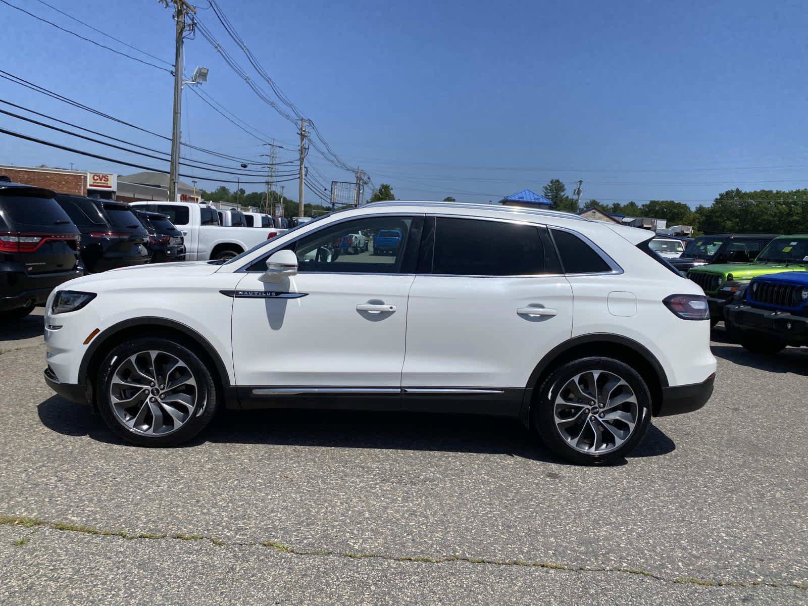 Used 2021 Lincoln Nautilus Reserve w/ Class II Trailer Tow Package AWD/4WD image 8