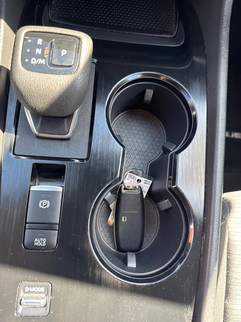 Used 2023 Nissan Rogue SV image 12