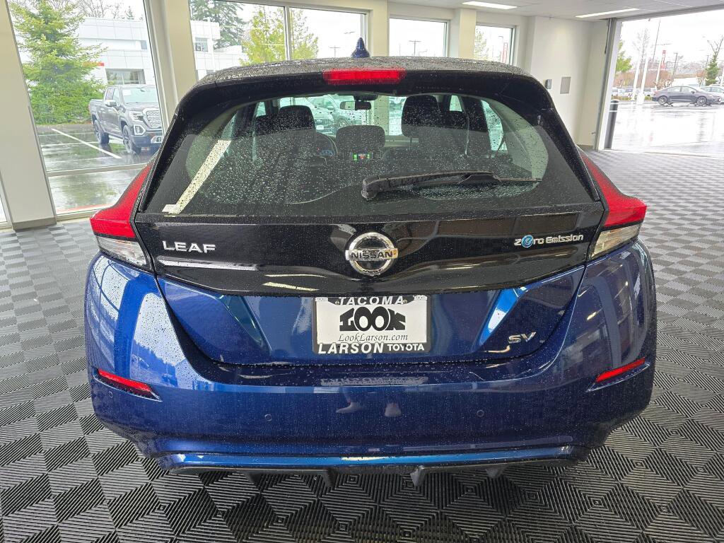 Used 2021 Nissan Leaf SV image 4