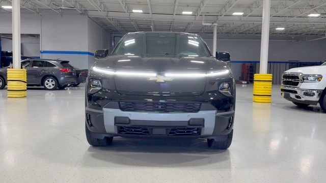 New 2026 Chevrolet Silverado EV LT image 24