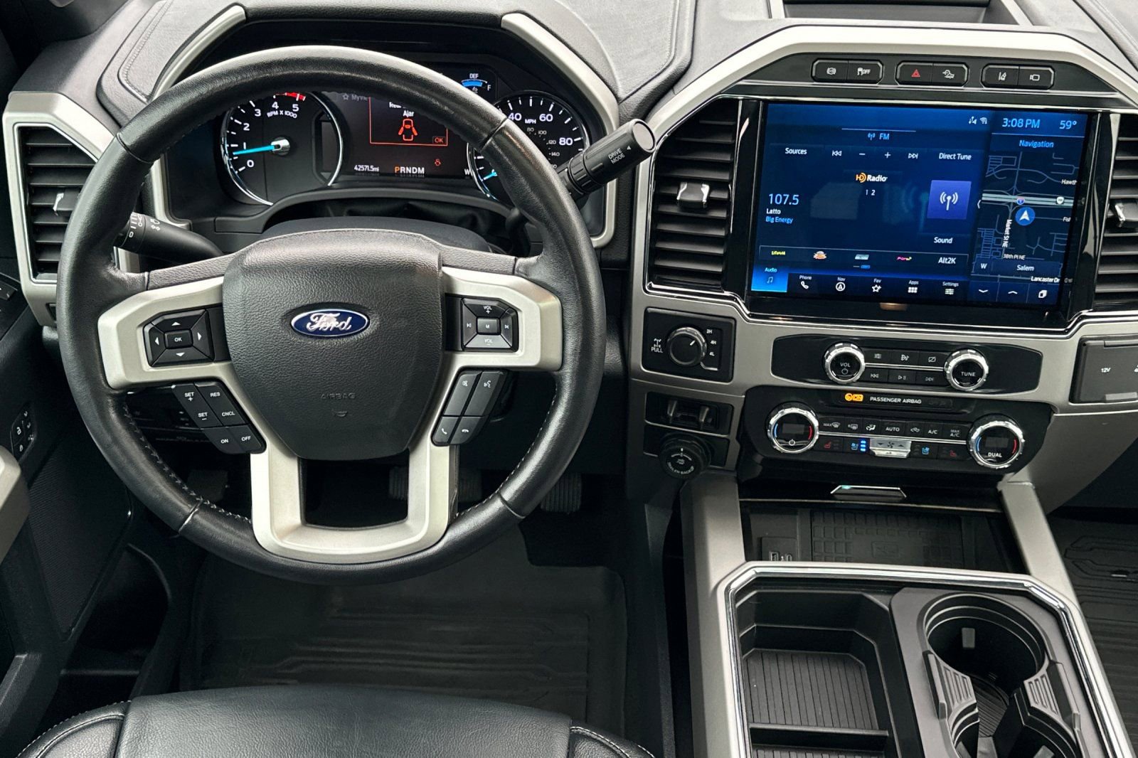 Used 2022 Ford F250 Lariat w/ Tremor Off-Road Package image 14