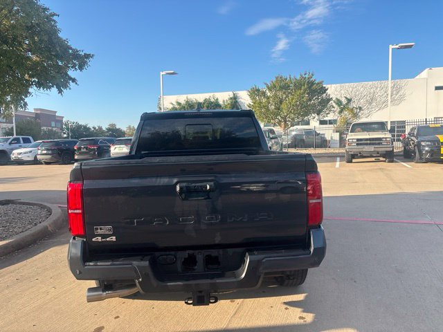 Used 2025 Toyota Tacoma SR5 w/ SR5 Upgrade Package AWD/4WD image 6