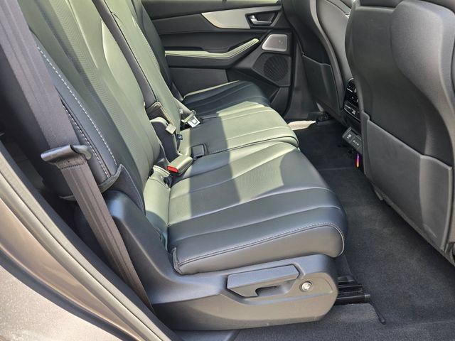 Certified 2026 Acura MDX w/ Technology Package FWD image 15