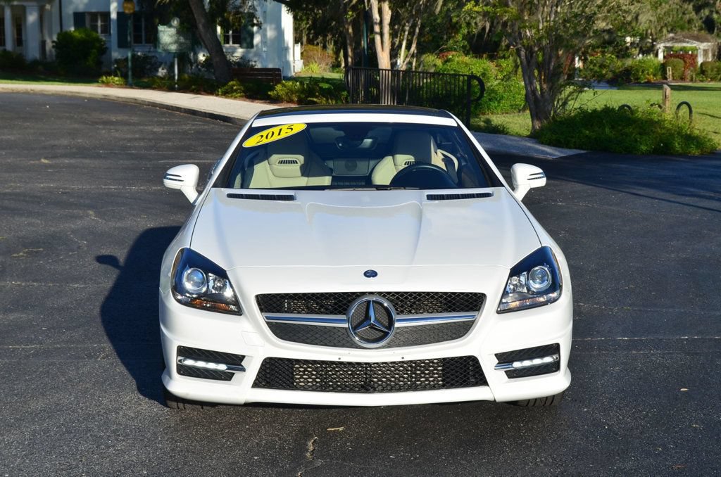 Used 2015 Mercedes-Benz SLK 250 image 9
