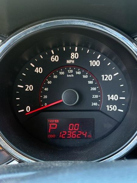 Used 2011 Kia Sorento LX w/ Convenience Pkg AWD/4WD image 23