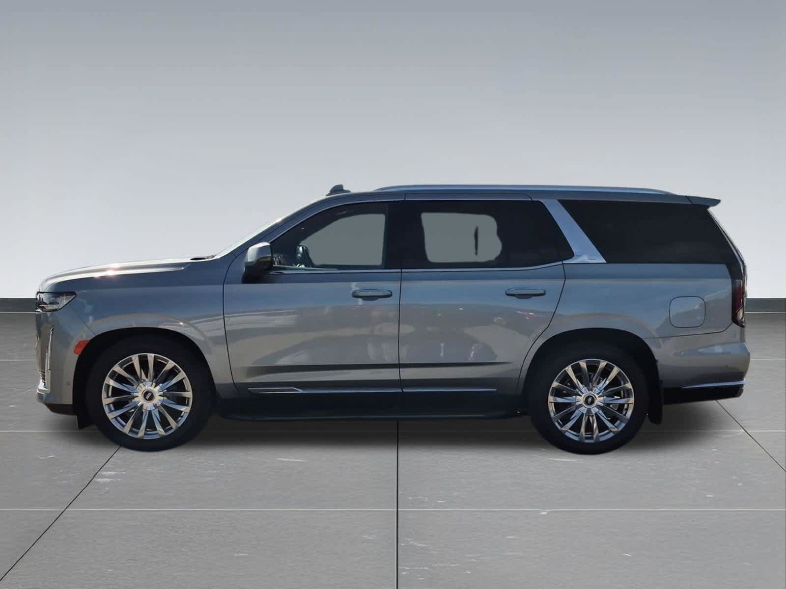 Used 2024 Cadillac Escalade Premium Luxury w/ Performance Package AWD/4WD image 3