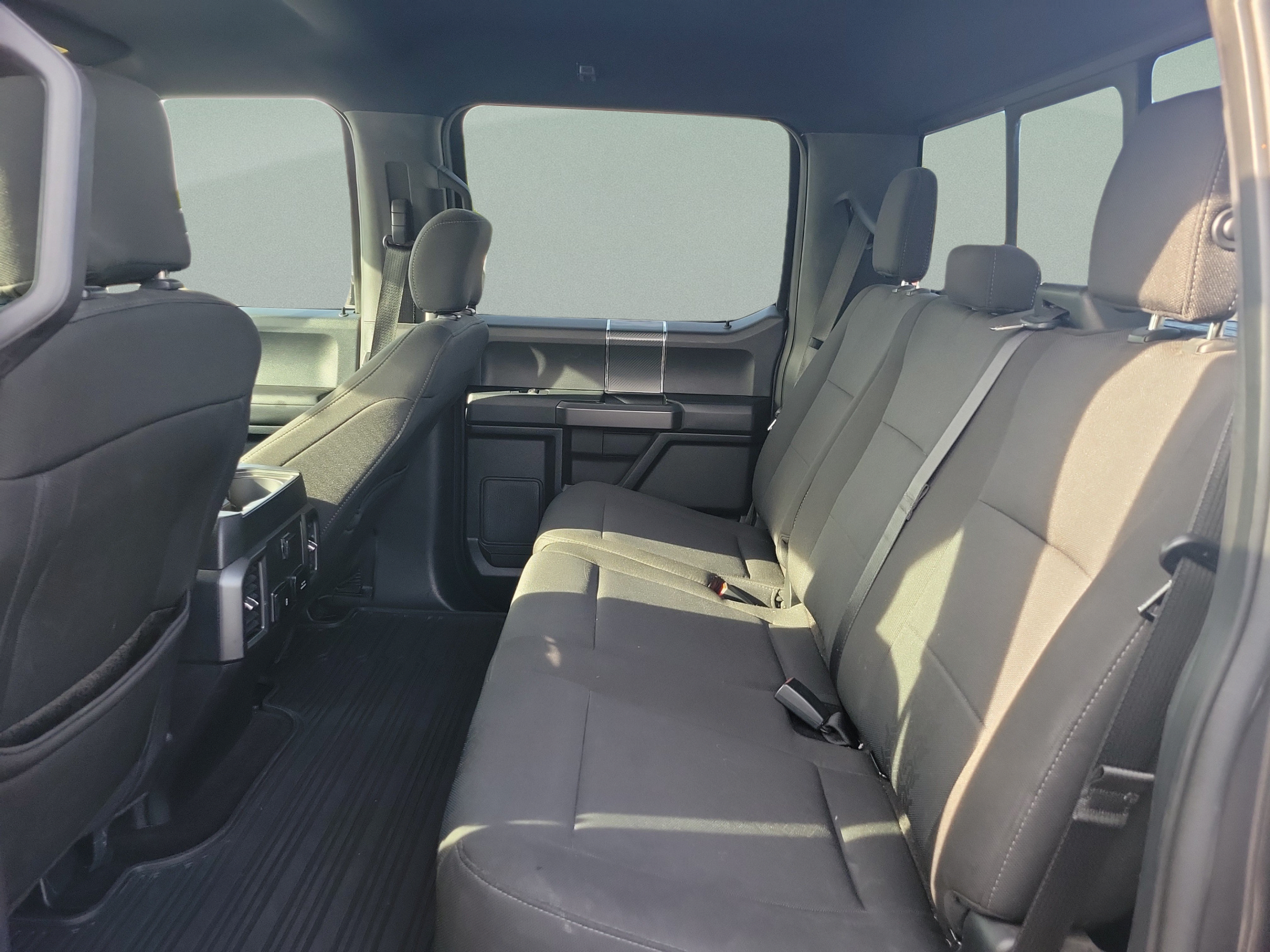 Used 2019 Ford F150 XLT w/ Equipment Group 302A Luxury AWD/4WD image 8