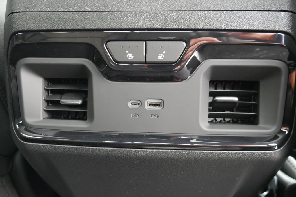 New 2026 Chevrolet Silverado 2500 ZR2 w/ ZR2 Bison Edition AWD/4WD image 23