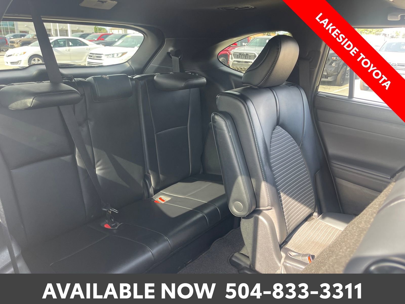Used 2021 Toyota Highlander XSE FWD image 19