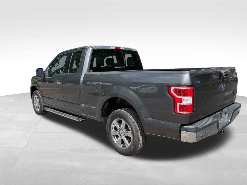 Used 2018 Ford F150 XLT w/ Equipment Group 302A Luxury image 3