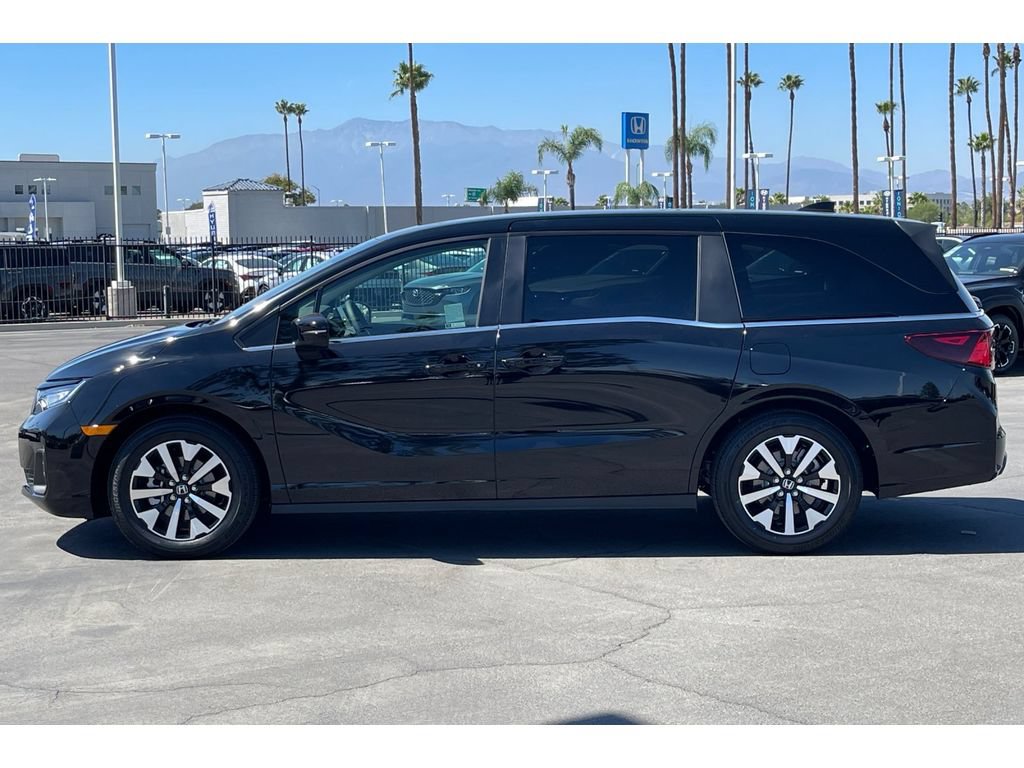 Certified 2026 Honda Odyssey EX-L image 2