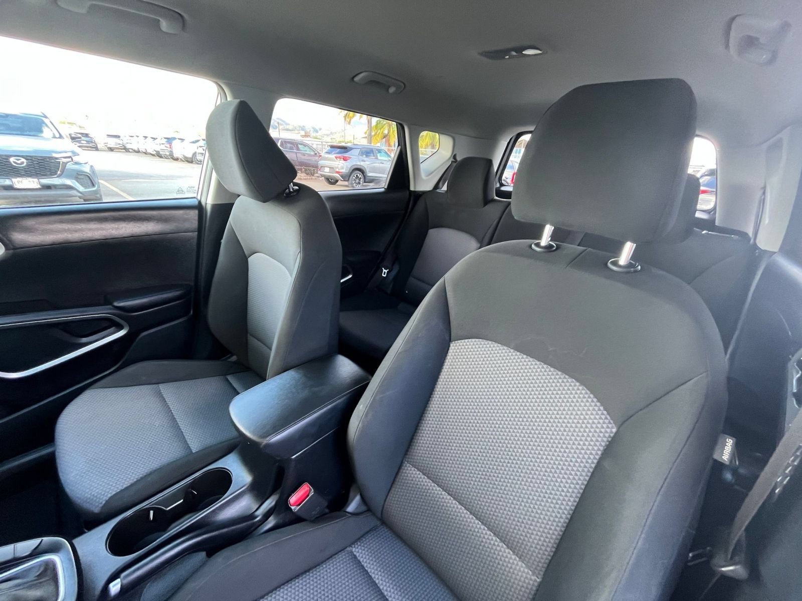 Used 2025 Kia Soul LX w/ LX Technology Package FWD image 33